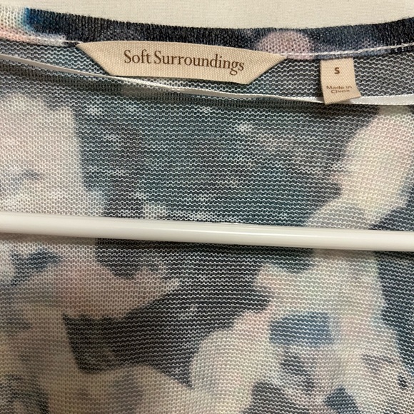 Soft Surroundings Open Floral Flowy Cardigan Size Small - Picture 2 of 5